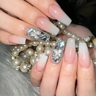 ネイル Feel ‪‪☺︎‬Yuriaのネイルデザイン