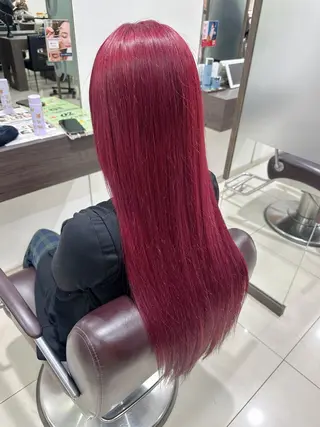ロング レイヤー 艶々カラーのヘアスタイル