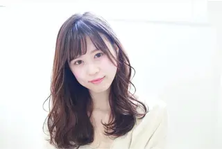 セミロング 骨格/顔型/伏見/ 佐藤 里菜のヘアスタイル