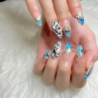 ネイル Miki 本町駅｜💅‎🤍のネイルデザイン