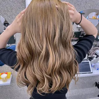 セミロング カラー Lull1人美容室 バレイヤージュのヘアスタイル