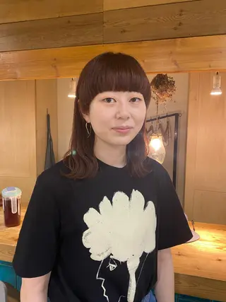 ミディアム カラー 竹内 柚子のヘアスタイル