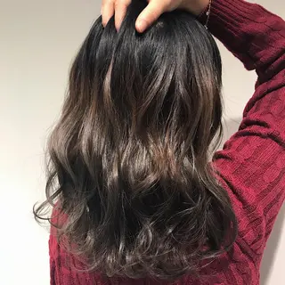 ミディアム カラー ヘアアレンジ Zina渋谷エリア マネージャShionのヘアスタイル
