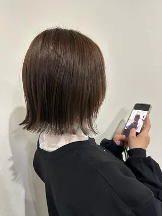 ミディアム 飯島 成美のヘアスタイル