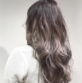 ロング カラー ヘアアレンジ Zina渋谷エリア マネージャShionのヘアスタイル