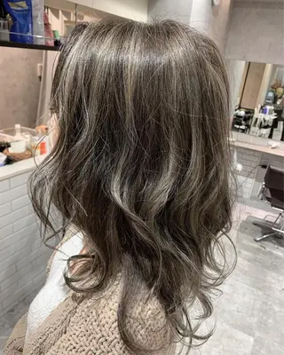 ミディアム カラー 髪質改善will hairdesignのヘアスタイル