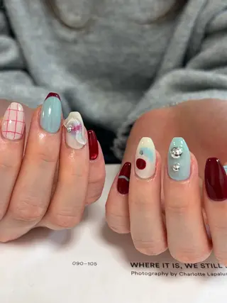 ネイル elen南越谷 Rina𖥔⋱のネイルデザイン