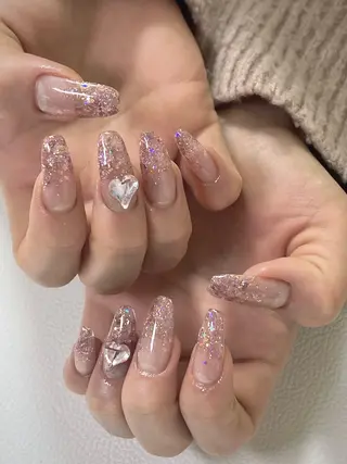 ネイル Rarity ネイルサロンのネイルデザイン