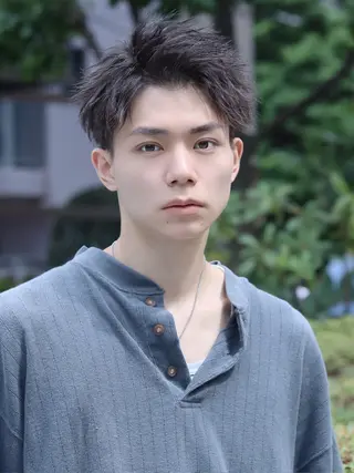 ショート パーマ メンズ 稲村侑斗ダウンパーマ メンズパーマのヘアスタイル