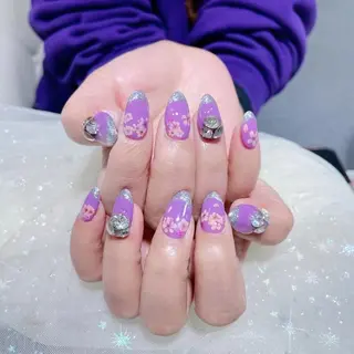 ネイル Queens 榊 まおのネイルデザイン