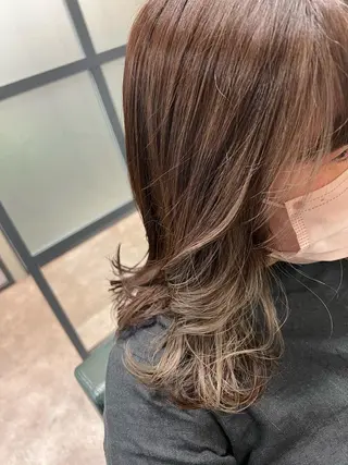 ミディアム カラー S.BROOM SAYAKA⭐︎のヘアスタイル