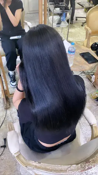 ロング 美髪矯正 透明感 カラー⭐️ユウキのヘアスタイル