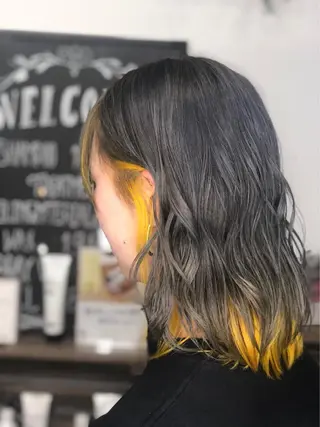 セミロング カラー ヘアアレンジ 吉田 瑛美のヘアスタイル