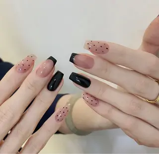 ネイル D-BEAUTY Nailsalonのネイルデザイン