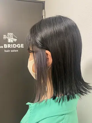 ミディアム カラー the BRIDGE 加藤みのりのヘアスタイル