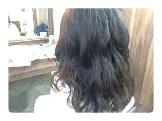 ミディアム セミロング カラー パーマ 🟦髪質改善6年 💊YAMAMOTOのヘアスタイル