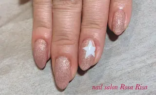 ミディアム ネイル ネイルスタジオ シェイクユアハンズのネイルデザイン