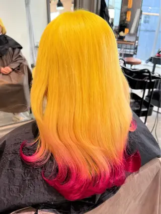 ロング カラー ヘアアレンジ 🎀ハイトーン・艶 カラー HANA🎀のヘアスタイル
