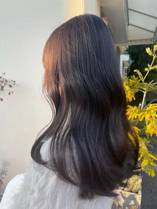 ロング 三國 栞音のヘアスタイル