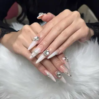 ネイル Michi_Nails_Salon所属・Michi Nail Staffのネイルデザイン