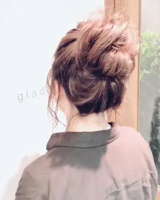カラー ヘアアレンジ ture by gladのヘアスタイル