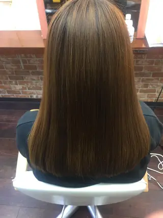 セミロング パーマ 桧山 真のヘアスタイル