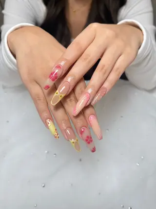 ネイル 🌏AURORA | RiRi🪐のネイルデザイン