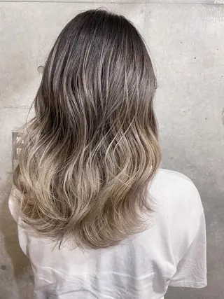 セミロング カラー ヘアアレンジ ✨ハイクオリティ✨ 山本香也のヘアスタイル