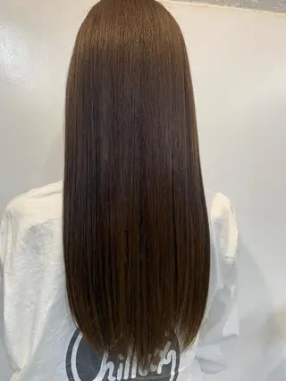 ロング カラー トップ スタイリストのヘアスタイル
