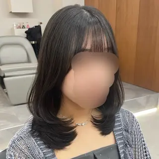 ミディアム minami🤎 レイヤーカットのヘアスタイル