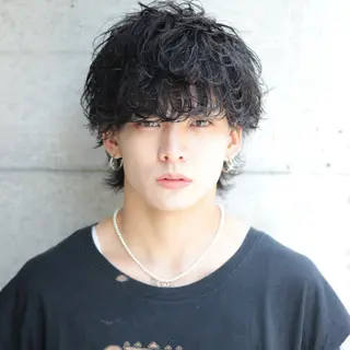 ミディアム パーマ ヘアアレンジ メンズ 🔥ニュアンス フェザー小林海斗🔥のヘアスタイル