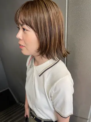 ショート カラー 💓パーマ，💗 レイヤーカットのヘアスタイル