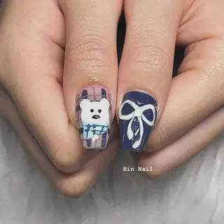 ネイル Hin Nailsのネイルデザイン