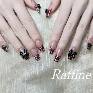 ネイル RAFFINE haru🦋🩵のネイルデザイン
