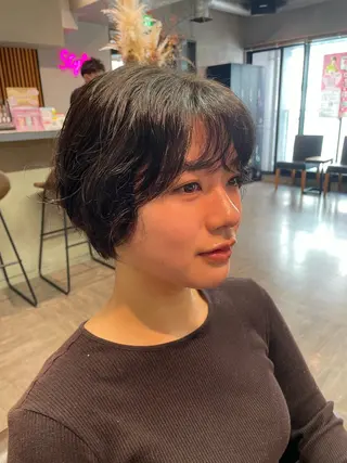 ショート PANOLA下北沢 中川夢菜のヘアスタイル