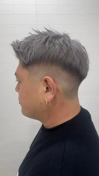 ショート カラー メンズ Yugaメンズパーマ /フェードカットのヘアスタイル