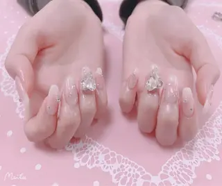 ネイル はぴねす所属・横浜 美夢のネイルデザイン