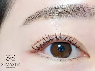 マツエク・マツパ SUNNYSIDE LASH&BROWのマツエク・マツパデザイン