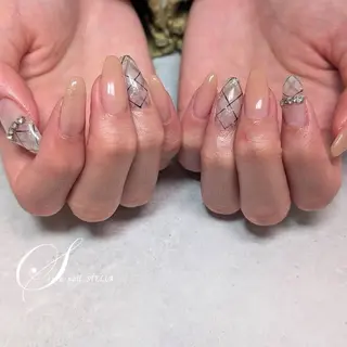 ネイル ステラ marikominoのネイルデザイン