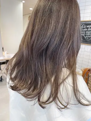 セミロング カラー mei|顔まわり ×透明感カラーのヘアスタイル