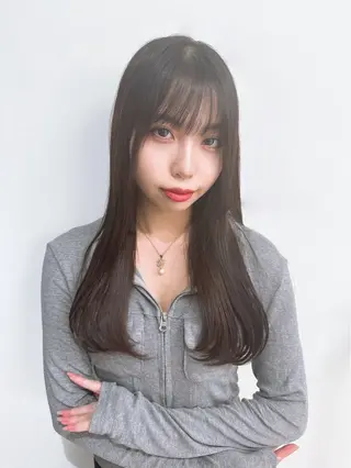 ロング 西村 涼のヘアスタイル