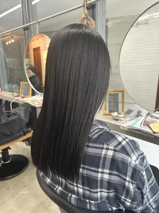 ロング カラー やすだ しおりのエステ・リラクイメージ