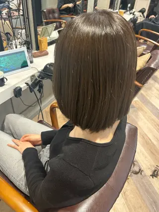 ミディアム カラー 中原 琴音のヘアスタイル