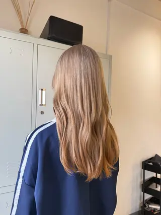 ロング 透明感カラー🫧 🍒久留米美容室のヘアスタイル