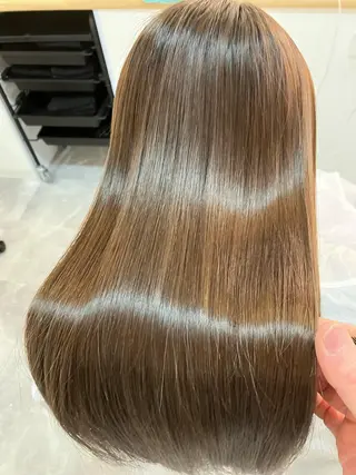 ロング カラー ヘアアレンジ キッズ 横浜関内髪質改善 re:Magoのヘアスタイル