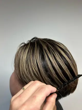 カラー メンズ 相澤 拳のヘアスタイル