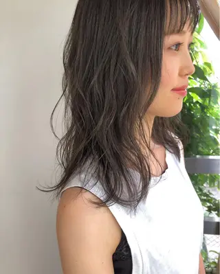 セミロング カラー 透明感/レイヤー🎀 春カラー/エリコ🌈のヘアスタイル