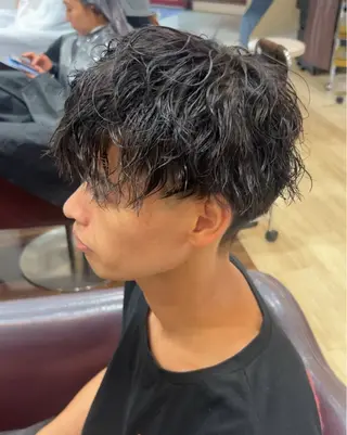 パーマ メンズ 譜久島 かりんのヘアスタイル