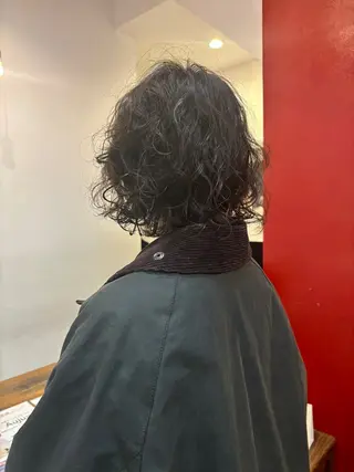 パーマ イデカワ リナのヘアスタイル