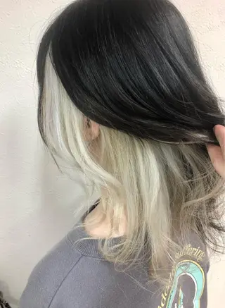 カラー ダブルスキルエクステ /羽エクステ白石宇由のヘアスタイル